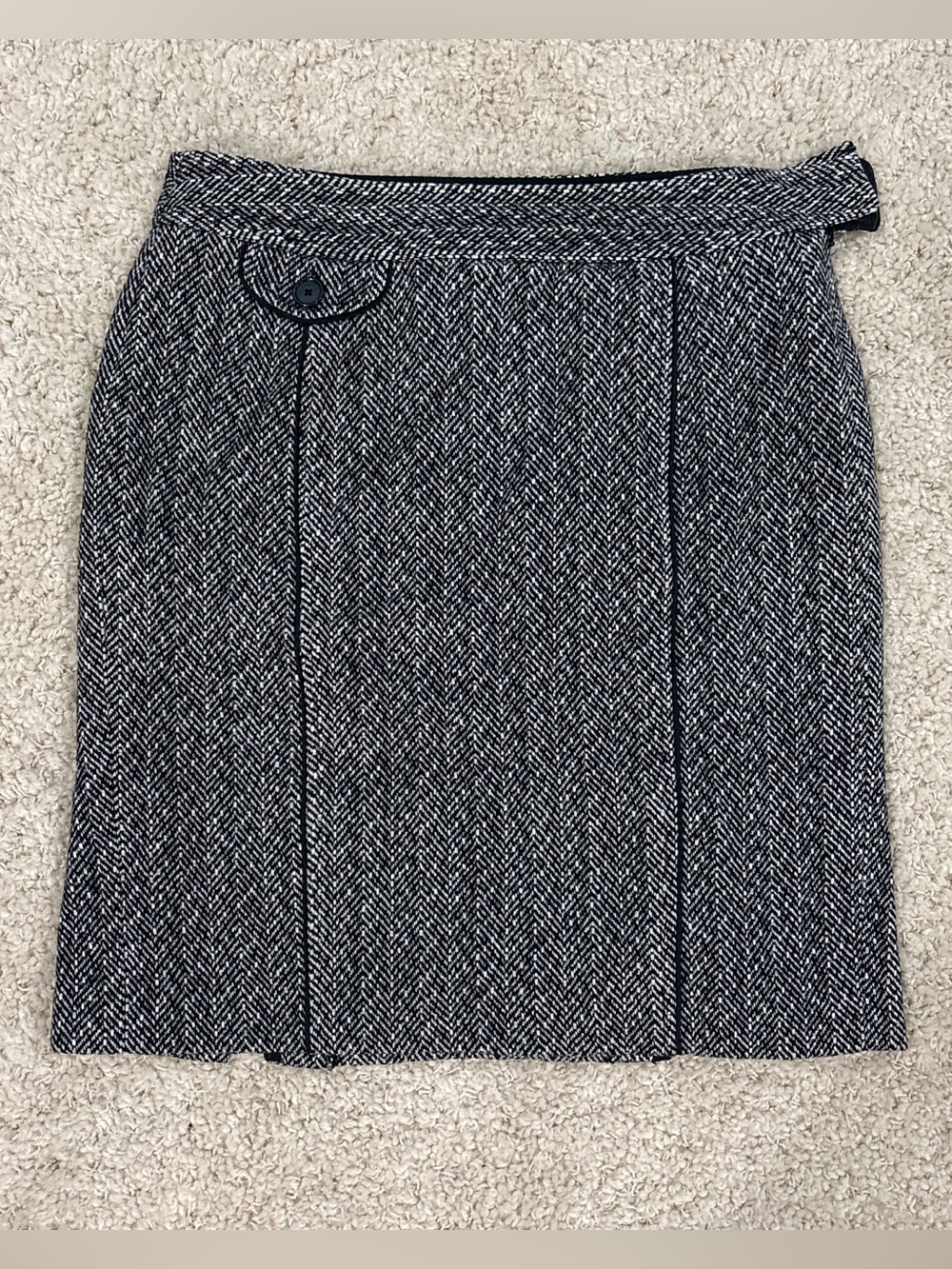 Ann Taylor Women’s Tweed Herringbone Wool Black & White Pencil Skirt Size 10